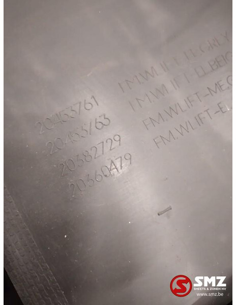 Volvo Occ deurpaneel rechts Volvo - Door and parts for Truck: picture 3 Volvo Occ deurpaneel rechts Volvo - Door and parts for Truck: picture 3