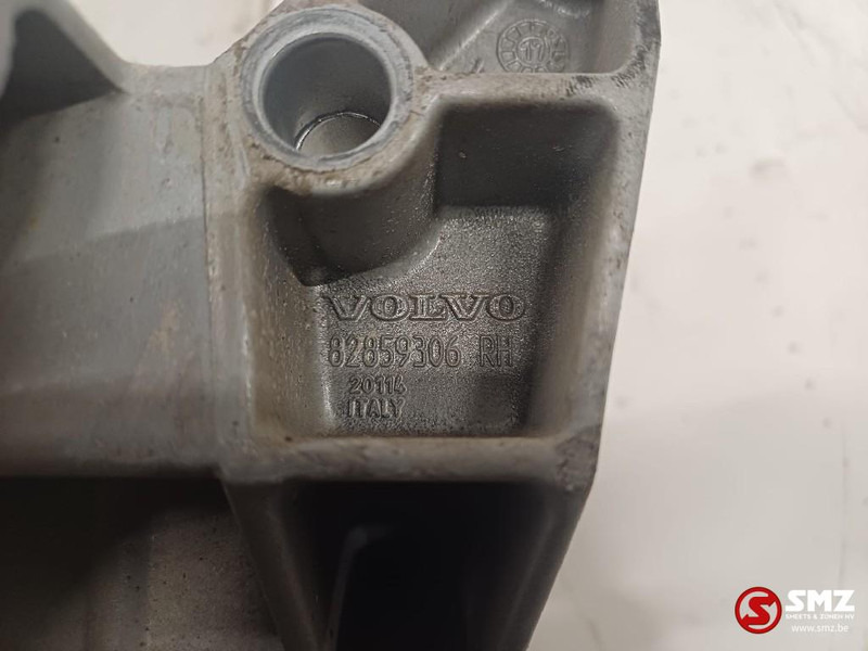 Volvo Occ opstaptrede rechts Volvo - Cab and interior for Truck: picture 5 Volvo Occ opstaptrede rechts Volvo - Cab and interior for Truck: picture 5