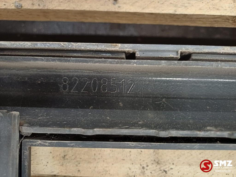 Volvo Occ radiatorgrille Volvo - Grill for Truck: picture 3 Volvo Occ radiatorgrille Volvo - Grill for Truck: picture 3