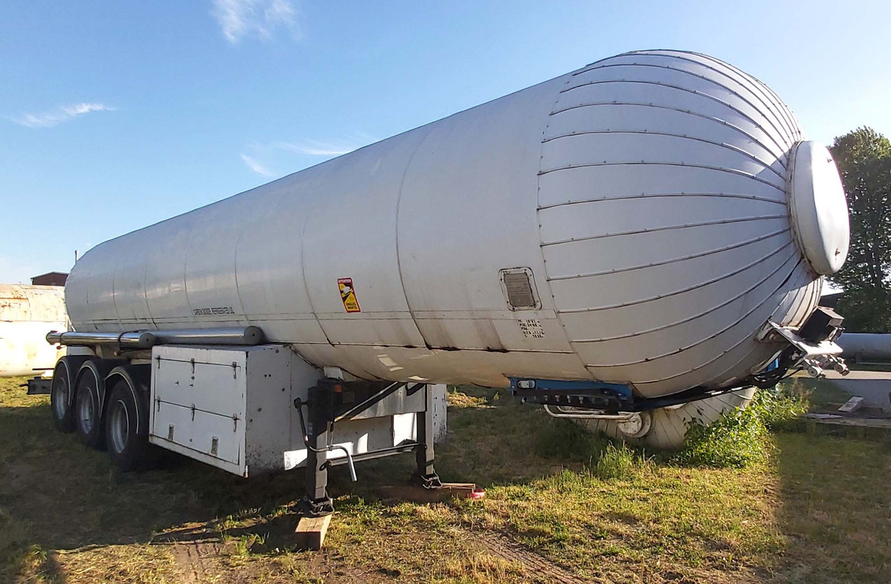 ROBINE Gas tank semi-trailer used for CO2, Carbon dioxide - Tank semi-trailer: picture 1 ROBINE Gas tank semi-trailer used for CO2, Carbon dioxide - Tank semi-trailer: picture 1