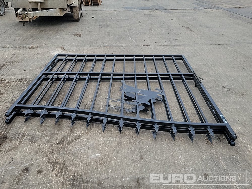 14' Iron Gate - Construction equipment: picture 3 14' Iron Gate - Construction equipment: picture 3