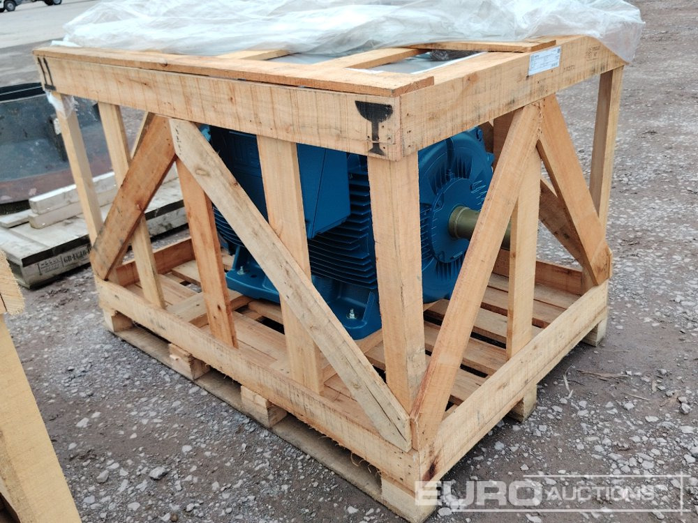 185kw 355m/L Electric Motor (Ie3) - Construction equipment: picture 3 185kw 355m/L Electric Motor (Ie3) - Construction equipment: picture 3