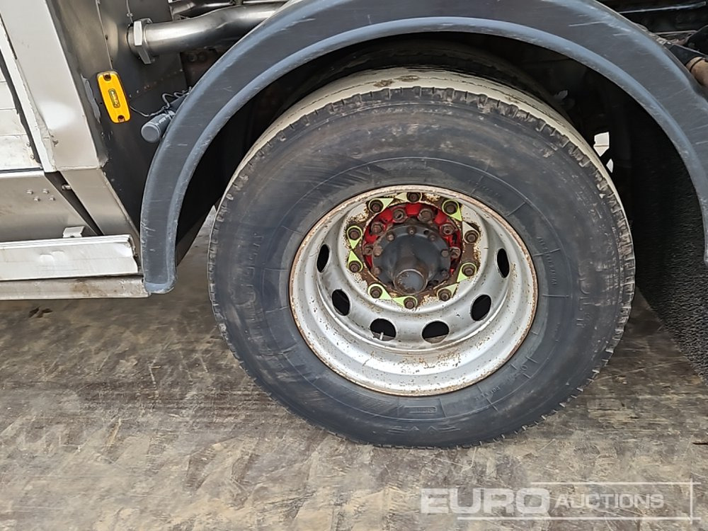 Tank truck 2006 Scania P340: picture 11