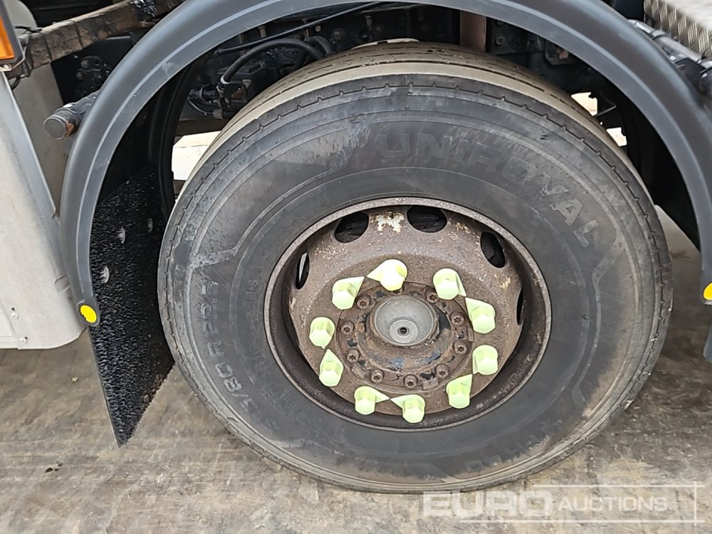 Tank truck 2006 Scania P340: picture 15