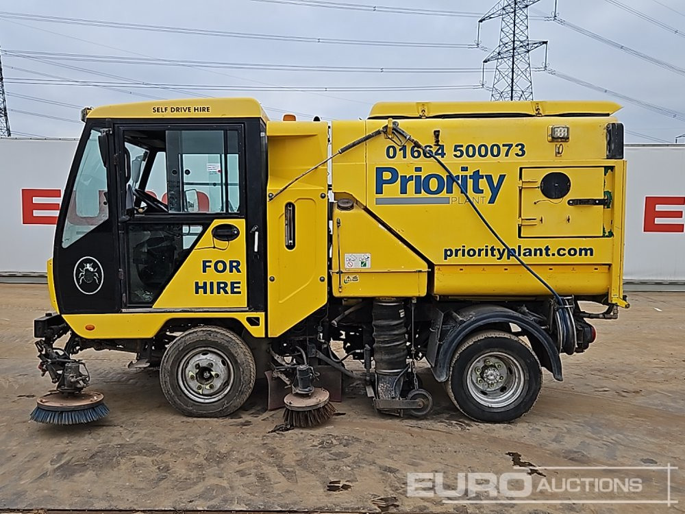 2009 Scarab 4x2 Road Sweeper, Automatic Gearbox - Road sweeper: picture 2 2009 Scarab 4x2 Road Sweeper, Automatic Gearbox - Road sweeper: picture 2