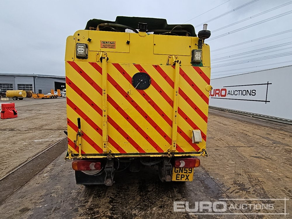 2009 Scarab 4x2 Road Sweeper, Reverse Camera, Automatic Gearbox - Road sweeper: picture 4 2009 Scarab 4x2 Road Sweeper, Reverse Camera, Automatic Gearbox - Road sweeper: picture 4