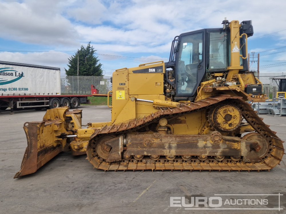 2010 CAT D6N LGP - Bulldozer: picture 2 2010 CAT D6N LGP - Bulldozer: picture 2