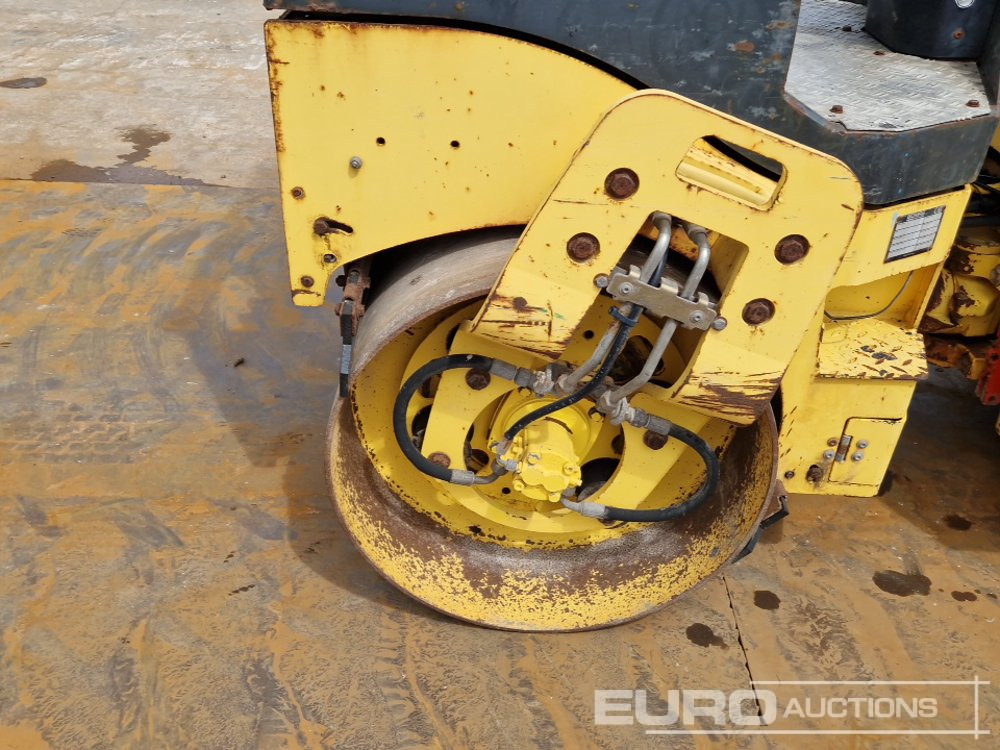 Roller 2011 Bomag BW120AD-4: picture 14