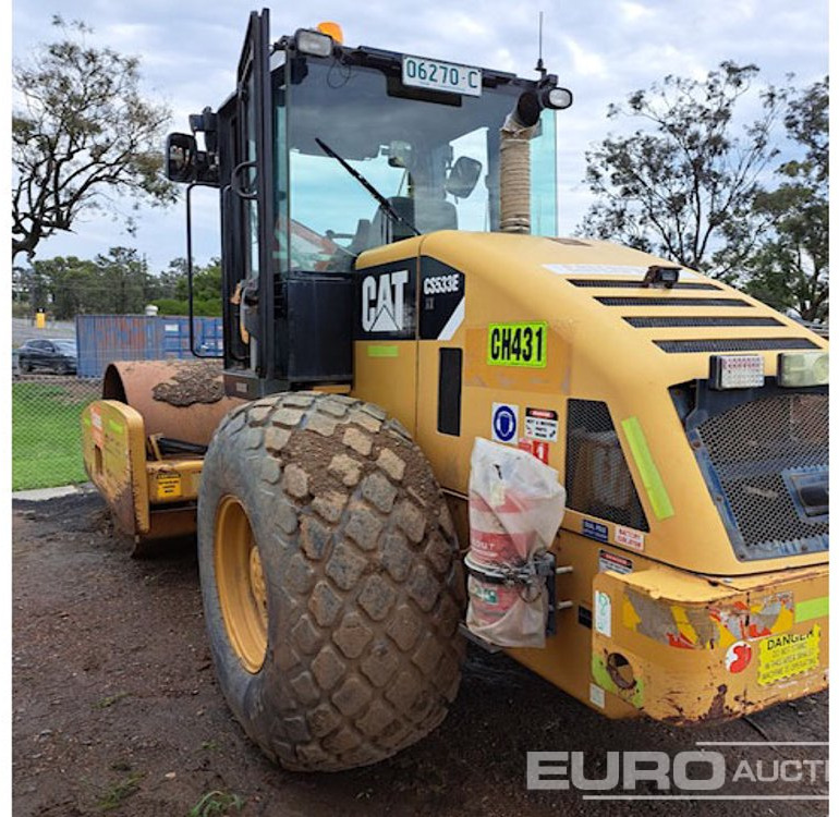 2011 CAT CS533E - Roller: picture 2 2011 CAT CS533E - Roller: picture 2