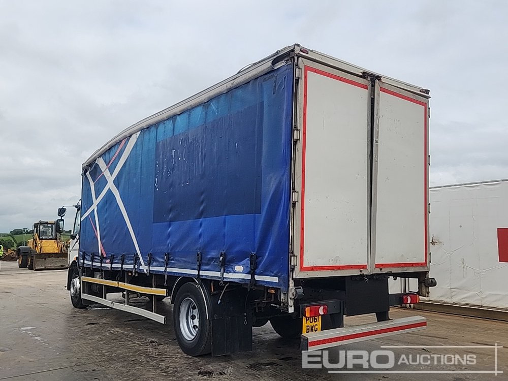 2011 Volvo 240 - Curtainsider truck: picture 3 2011 Volvo 240 - Curtainsider truck: picture 3