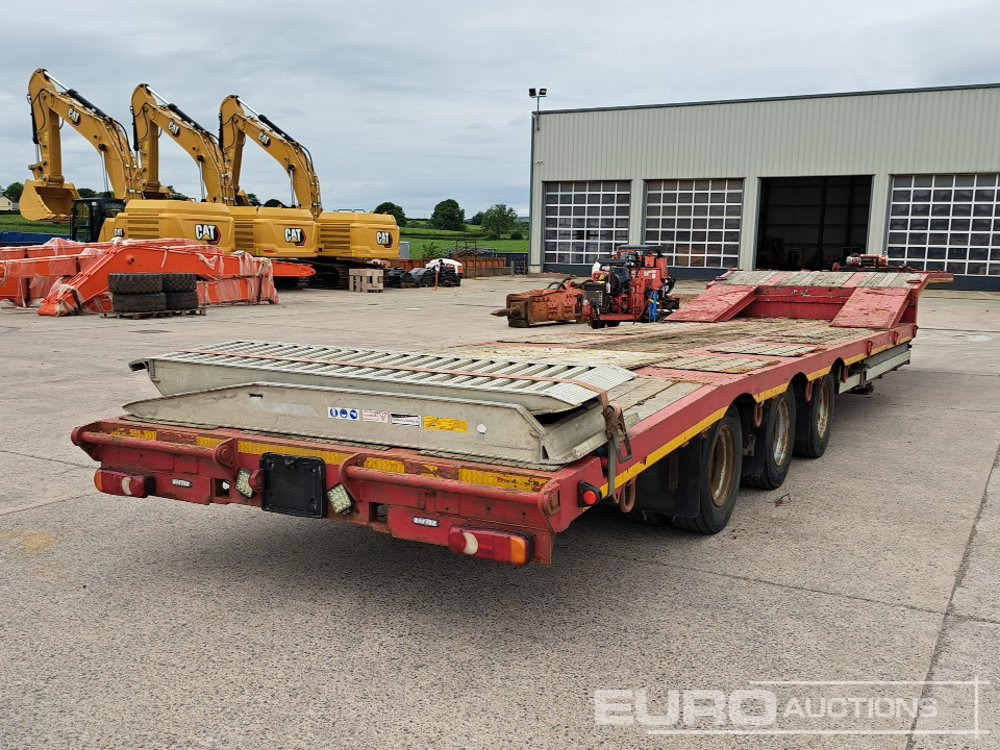2011 Wraith Tri Axle Stepframe Low Loader Trailer, Winch, Ramps - Low loader semi-trailer: picture 5 2011 Wraith Tri Axle Stepframe Low Loader Trailer, Winch, Ramps - Low loader semi-trailer: picture 5