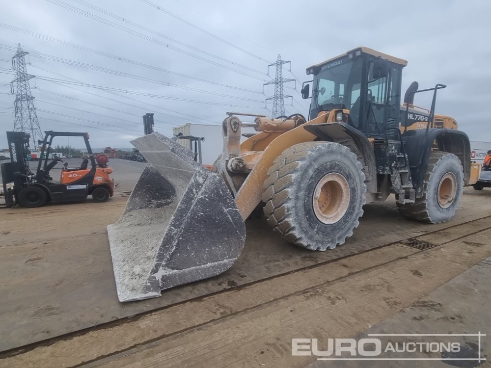 2012 Hyundai HL770-9 - Wheel loader: picture 1 2012 Hyundai HL770-9 - Wheel loader: picture 1