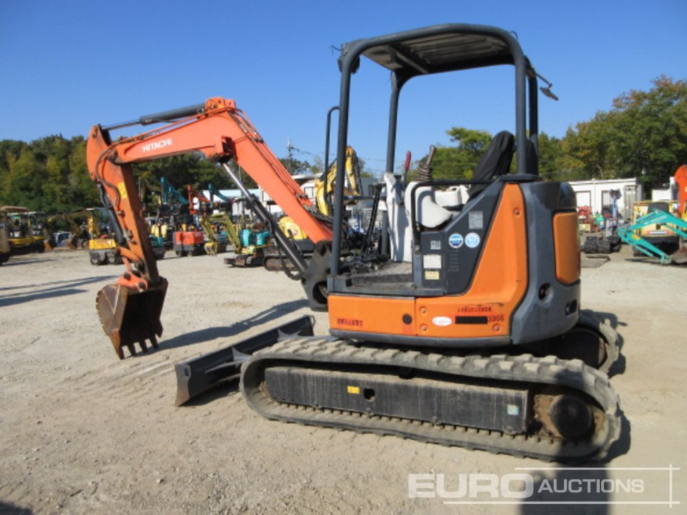 2013 Hitachi ZX40U-5A Rubber Tracks, Blade, Piped, Offset, Canopy - Mini excavator: picture 2 2013 Hitachi ZX40U-5A Rubber Tracks, Blade, Piped, Offset, Canopy - Mini excavator: picture 2