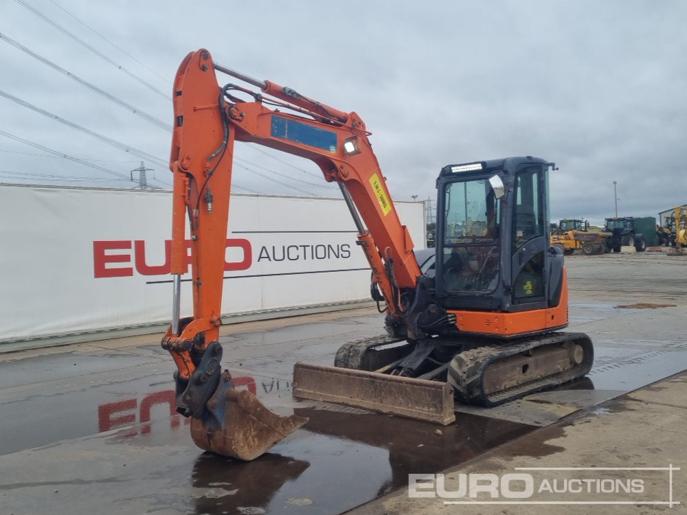 2013 Hitachi ZX60USB-3 CLR - Mini excavator: picture 1 2013 Hitachi ZX60USB-3 CLR - Mini excavator: picture 1