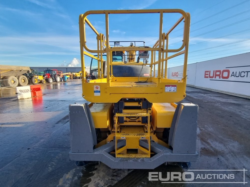 2014 Haulotte Compact 10DX - Aerial platform: picture 4 2014 Haulotte Compact 10DX - Aerial platform: picture 4