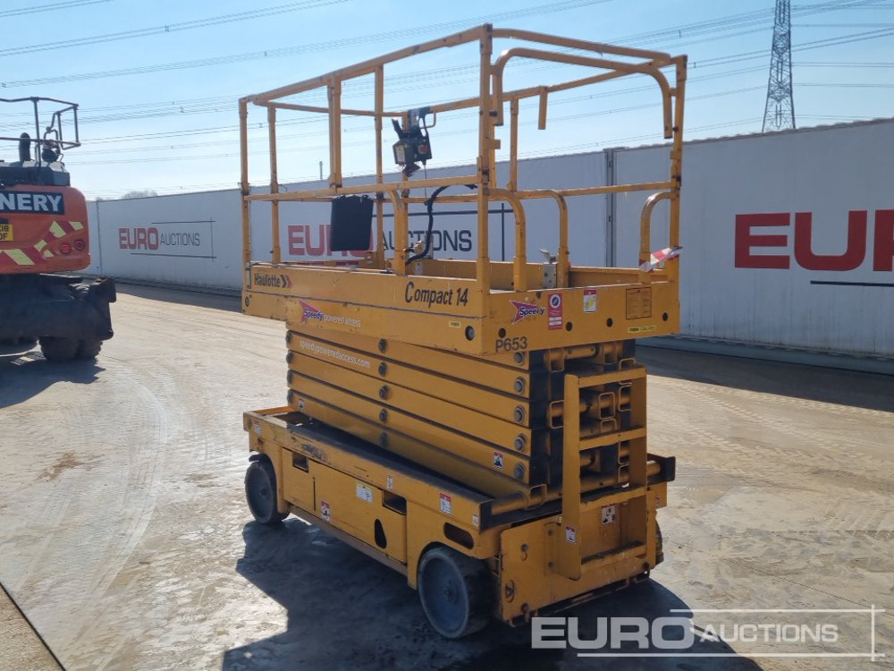 2014 Haulotte Compact 14 - Aerial platform: picture 3 2014 Haulotte Compact 14 - Aerial platform: picture 3