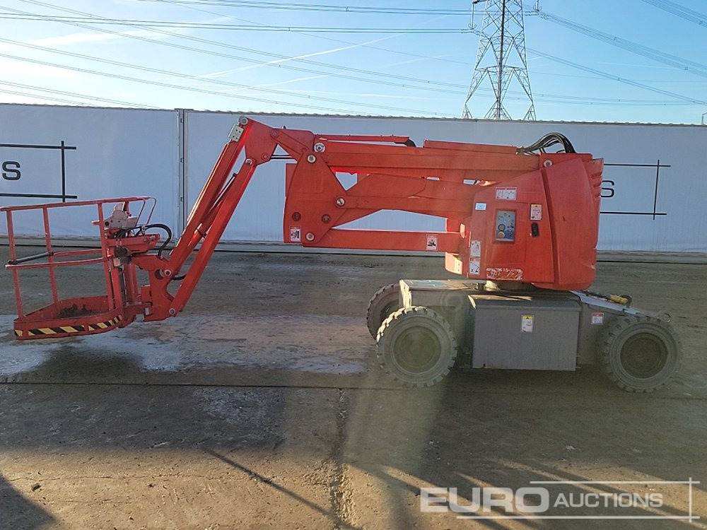 2014 Haulotte HA12IP - Aerial platform: picture 2 2014 Haulotte HA12IP - Aerial platform: picture 2