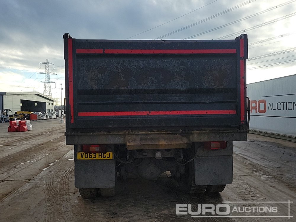 2014 Hino 700-3241 - Tipper: picture 4 2014 Hino 700-3241 - Tipper: picture 4