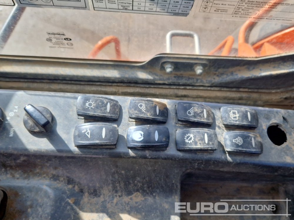 Wheel loader 2015 Doosan DL300-3: picture 42