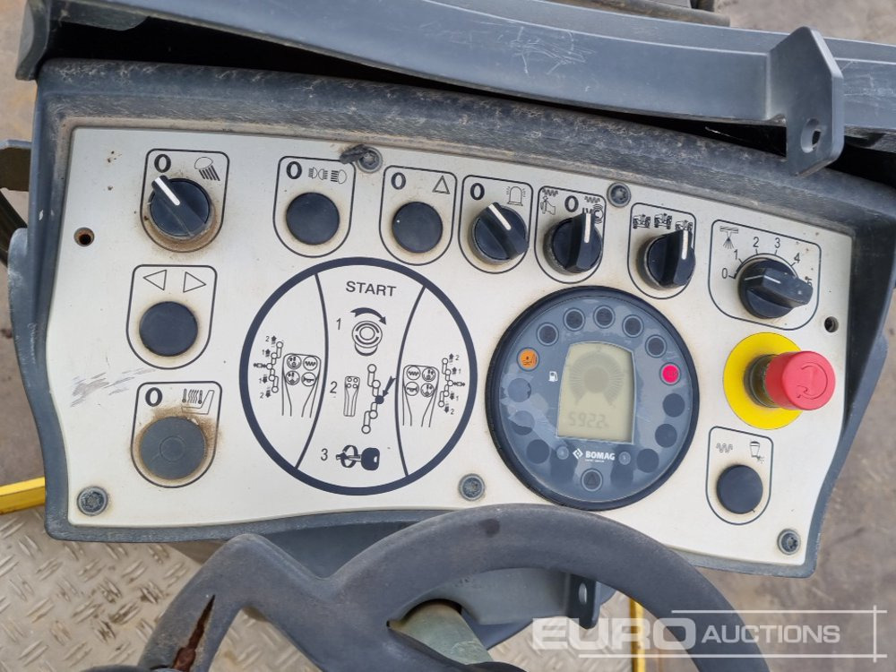 Roller 2017 Bomag BW80AD-5: picture 28