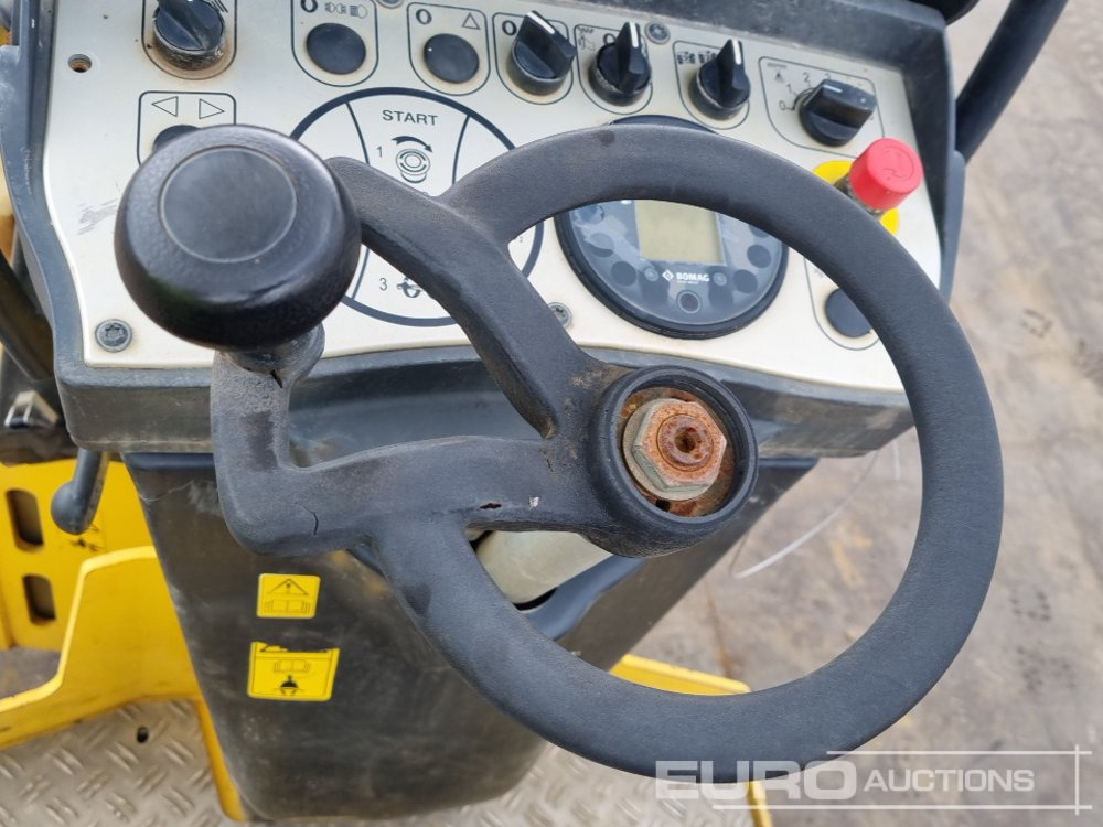 Roller 2017 Bomag BW80AD-5: picture 26