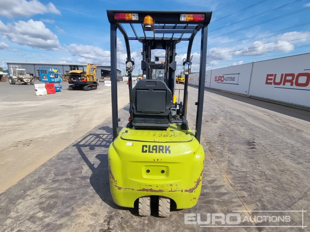 2017 Clark GTX 16 - Forklift: picture 4 2017 Clark GTX 16 - Forklift: picture 4
