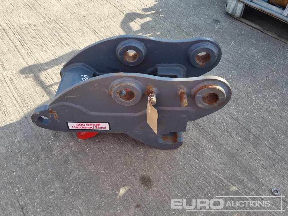 2017 Strickland Hydraulic Double Lock QH 45mm Pin to suit 4-6 Ton Excavator - Quick coupler: picture 2 2017 Strickland Hydraulic Double Lock QH 45mm Pin to suit 4-6 Ton Excavator - Quick coupler: picture 2