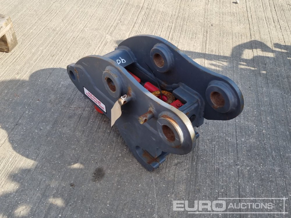 2017 Strickland Hydraulic Double Lock QH 45mm Pin to suit 4-6 Ton Excavator - Quick coupler: picture 3 2017 Strickland Hydraulic Double Lock QH 45mm Pin to suit 4-6 Ton Excavator - Quick coupler: picture 3