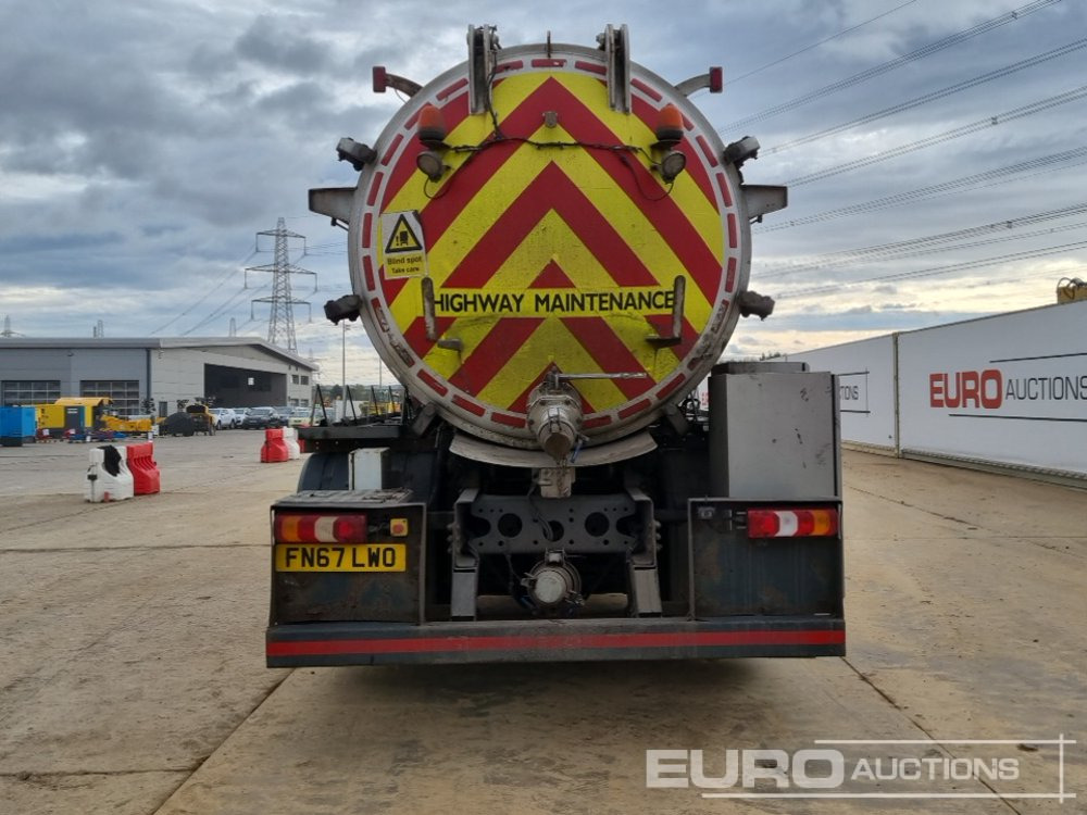 2018 Mercedes Arocs 2533 - Tank truck: picture 4 2018 Mercedes Arocs 2533 - Tank truck: picture 4