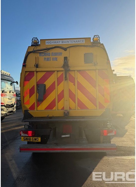 2018 Scania P250 - Road sweeper: picture 4 2018 Scania P250 - Road sweeper: picture 4