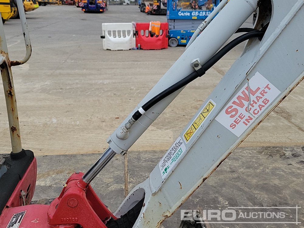 Mini excavator 2018 Takeuchi TB216: picture 25