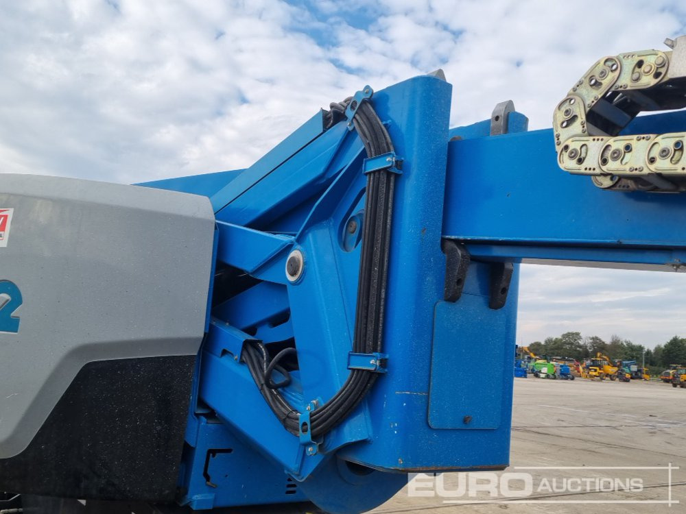 Aerial platform 2019 Genie Z62/40: picture 30
