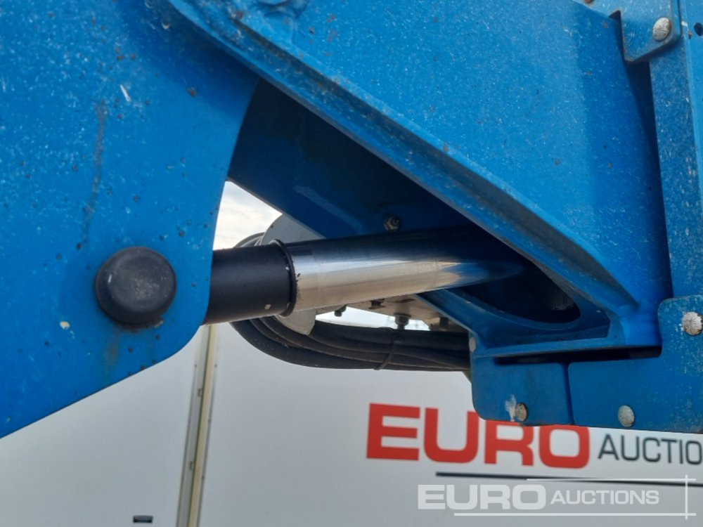 Aerial platform 2019 Genie Z62/40: picture 26