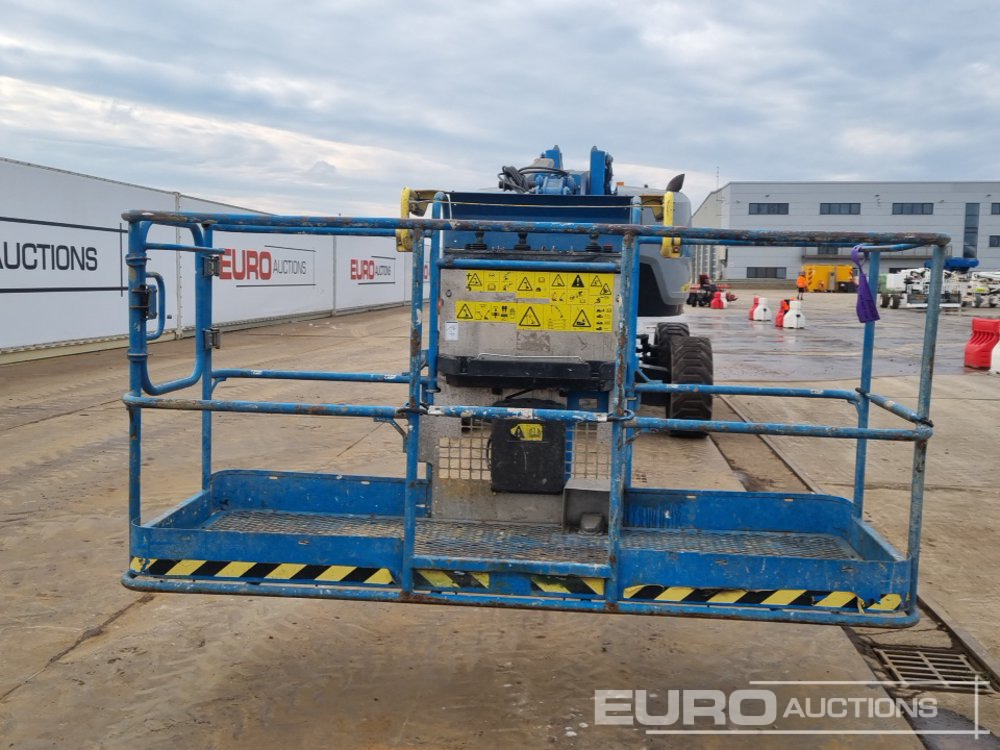 Aerial platform 2019 Genie Z62/40: picture 16