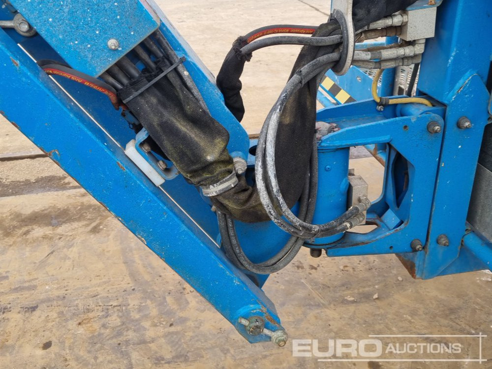 Aerial platform 2019 Genie Z62/40: picture 34