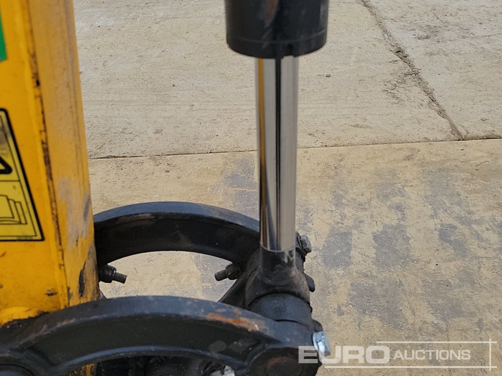 Mini excavator 2019 JCB 16C-1: picture 27