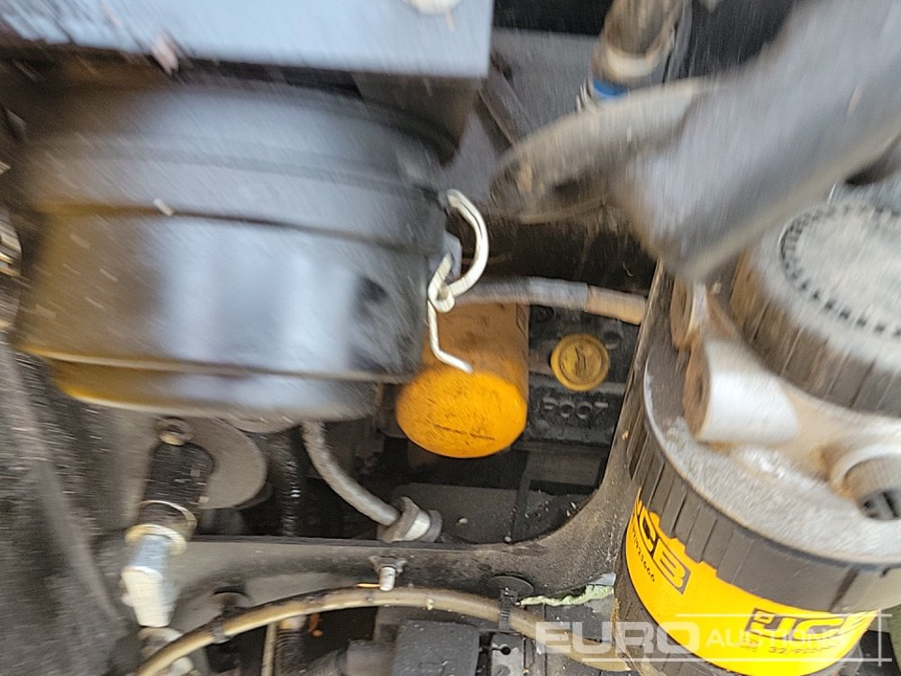 Mini excavator 2019 JCB 16C-1: picture 40