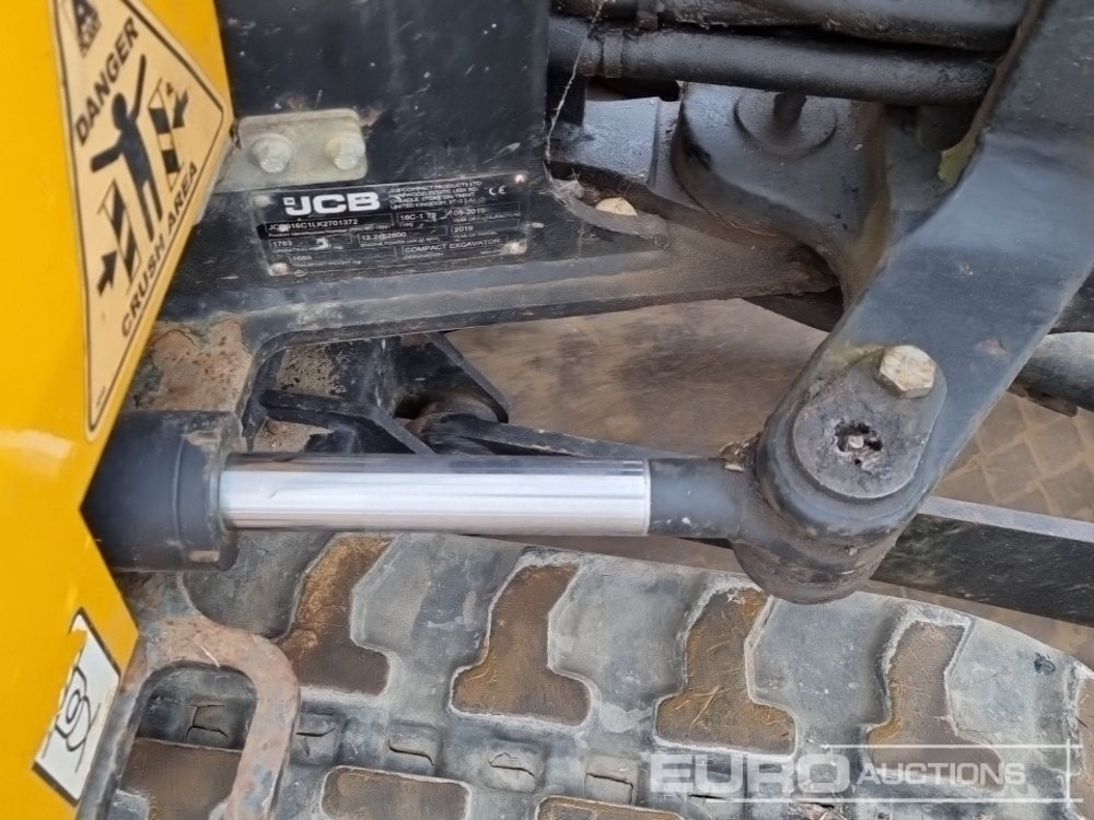 Mini excavator 2019 JCB 16C-1: picture 18