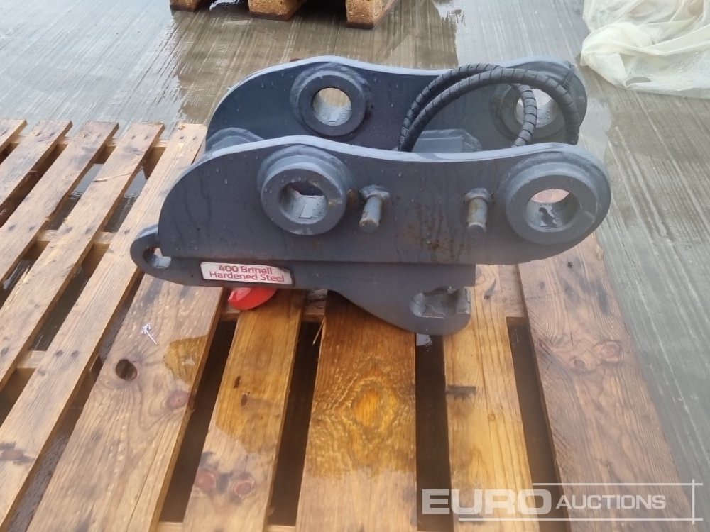 2019 Strickland Hydraulic Double Lock QH 60mm Pin to suit 10 Ton Excavator - Quick coupler: picture 2 2019 Strickland Hydraulic Double Lock QH 60mm Pin to suit 10 Ton Excavator - Quick coupler: picture 2