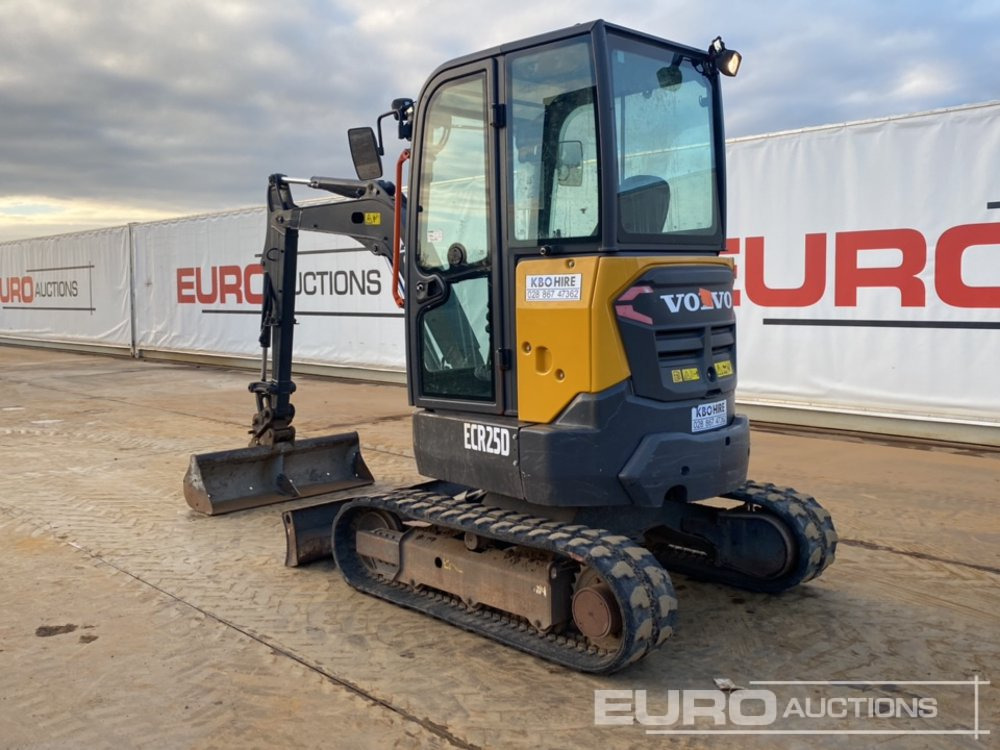 2019 Volvo ECR25D - Mini excavator: picture 3 2019 Volvo ECR25D - Mini excavator: picture 3