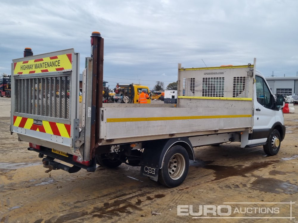 2020 Ford Transit 350 - Flatbed van: picture 5 2020 Ford Transit 350 - Flatbed van: picture 5