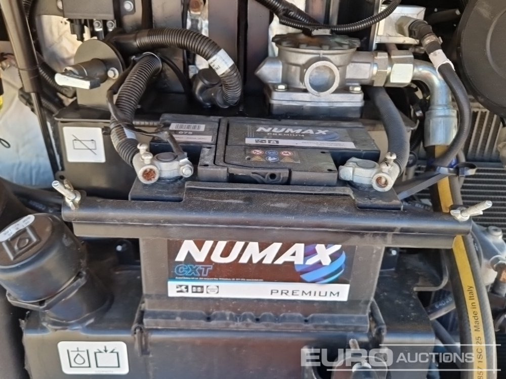 Mini excavator 2021 JCB 56Z-2: picture 47