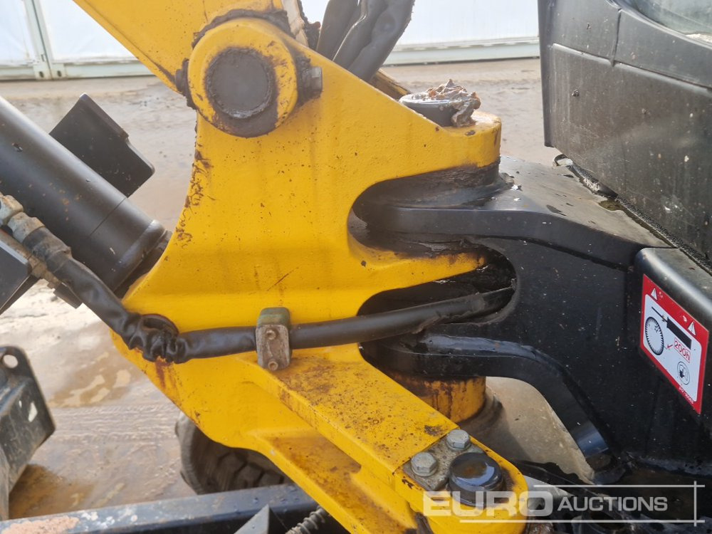 Mini excavator 2021 JCB 8026CTS: picture 28