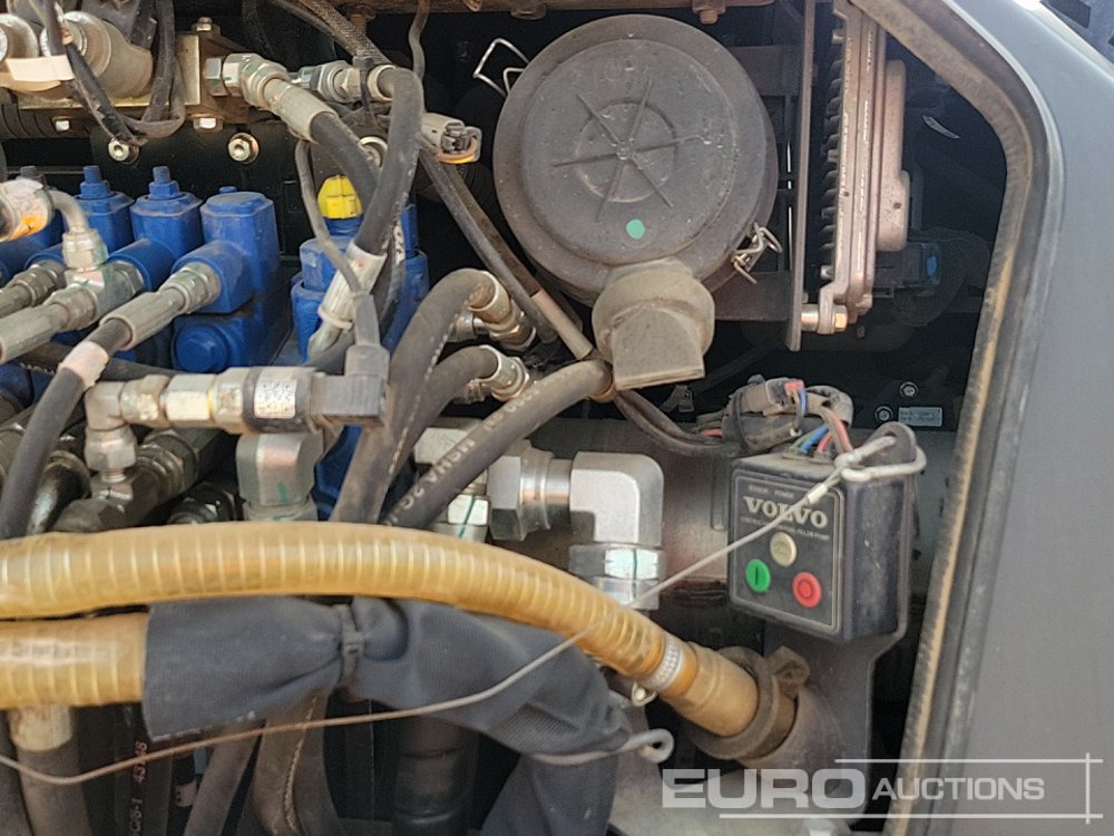 Mini excavator 2021 Volvo ECR58F: picture 41