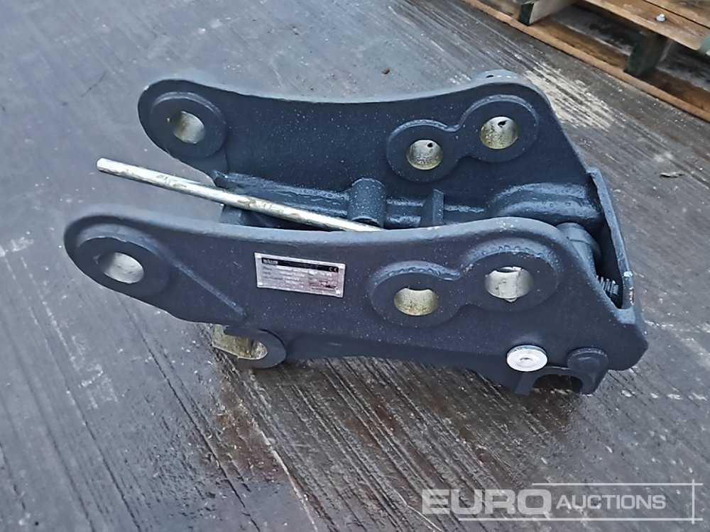 2023 Manual QH 45mm Pin to suit 4-6 Ton Excavator - Quick coupler: picture 2 2023 Manual QH 45mm Pin to suit 4-6 Ton Excavator - Quick coupler: picture 2