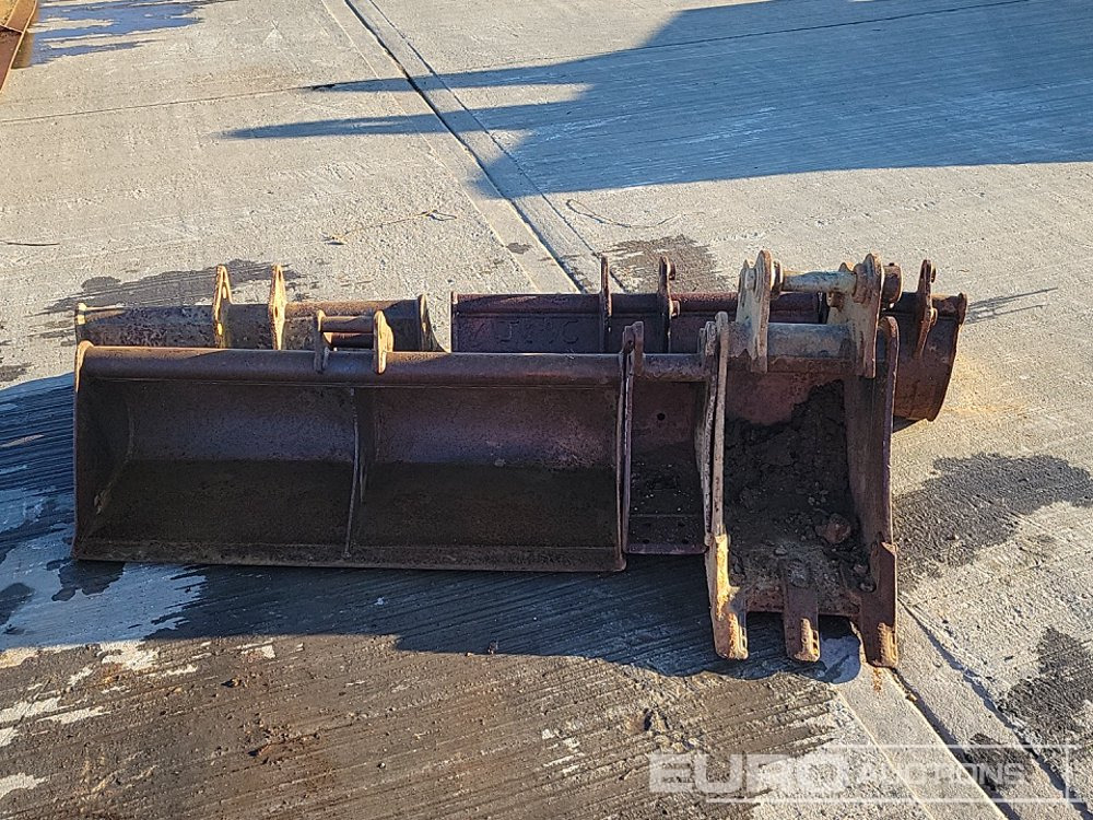 Bucket 36", 30", 30" Ditching, 12", 12", 10" Digging Bucket 25-35mm Pin to suit Mini Excavator: picture 8