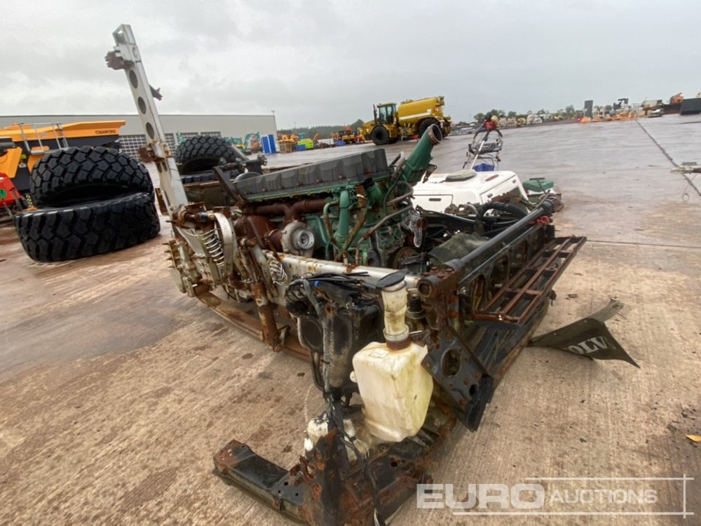 6 Cylinder Diesel Engine & Gearbox to suit Volvo Lorry - Construction equipment: picture 3 6 Cylinder Diesel Engine & Gearbox to suit Volvo Lorry - Construction equipment: picture 3