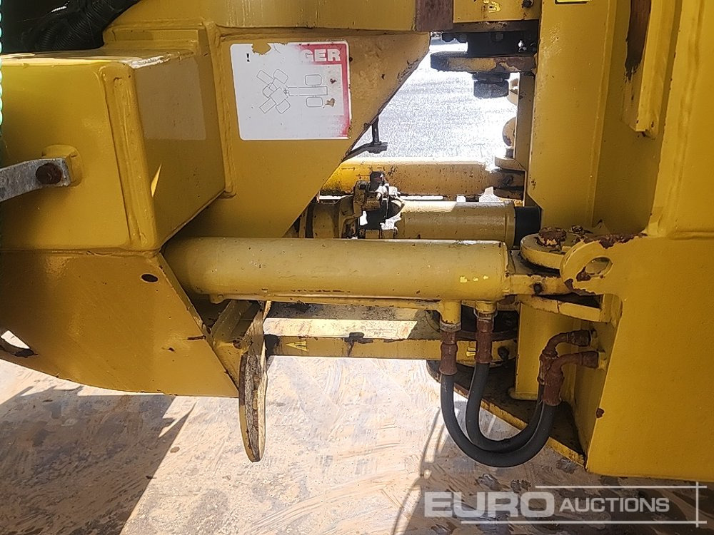 Farm tractor AG-Chem Terragator 2104: picture 24