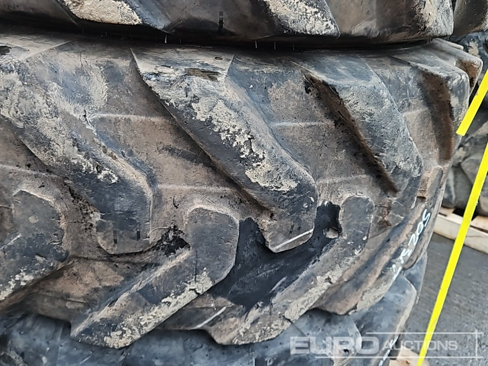 Tire Alliance 400/80-24 Tyre (4 of): picture 7