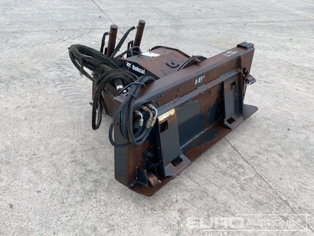 Bobcat 18 HYD PLANNER - Attachment for Excavator: picture 2 Bobcat 18 HYD PLANNER - Attachment for Excavator: picture 2